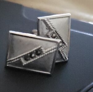 SWANK Silver Rectangular Cufflinks